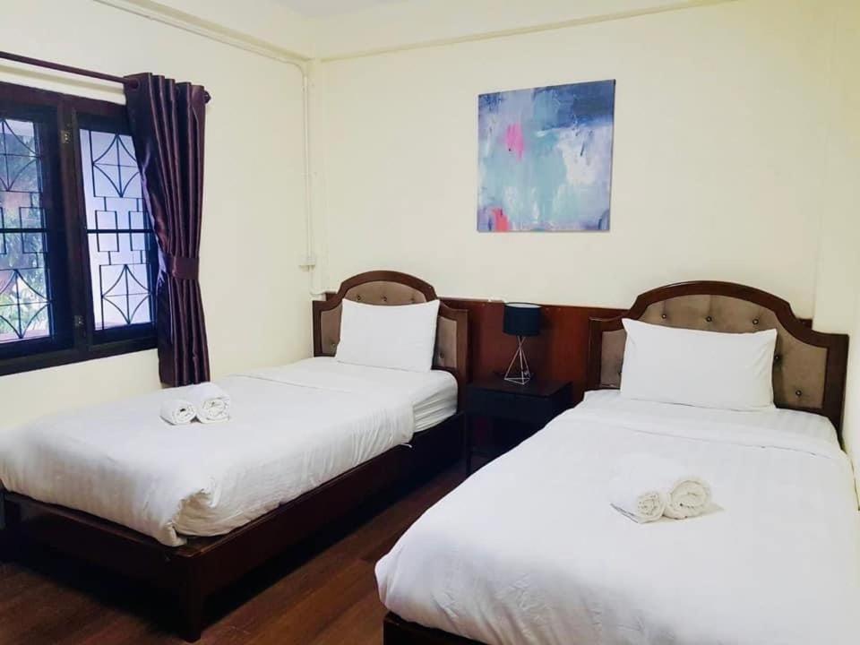 Punyin Hotel Inthanon -ปั้นหยิ่น โฮเทล チョームトーン エクステリア 写真