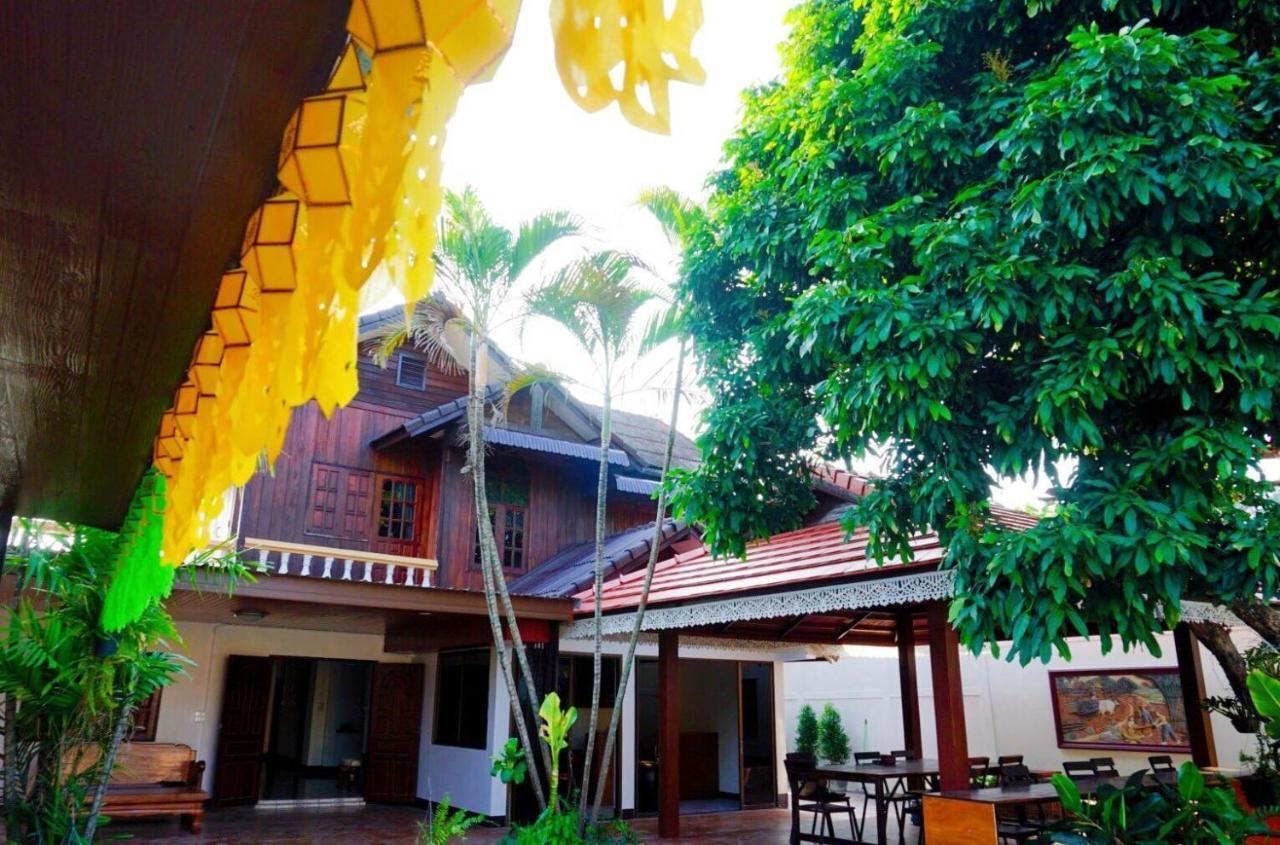 Punyin Hotel Inthanon -ปั้นหยิ่น โฮเทล チョームトーン エクステリア 写真