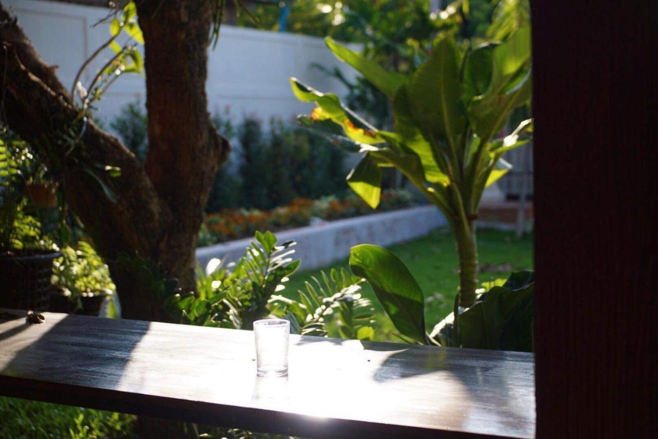 Punyin Hotel Inthanon -ปั้นหยิ่น โฮเทล チョームトーン エクステリア 写真