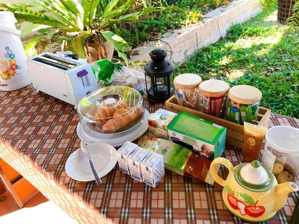 Punyin Hotel Inthanon -ปั้นหยิ่น โฮเทล チョームトーン エクステリア 写真