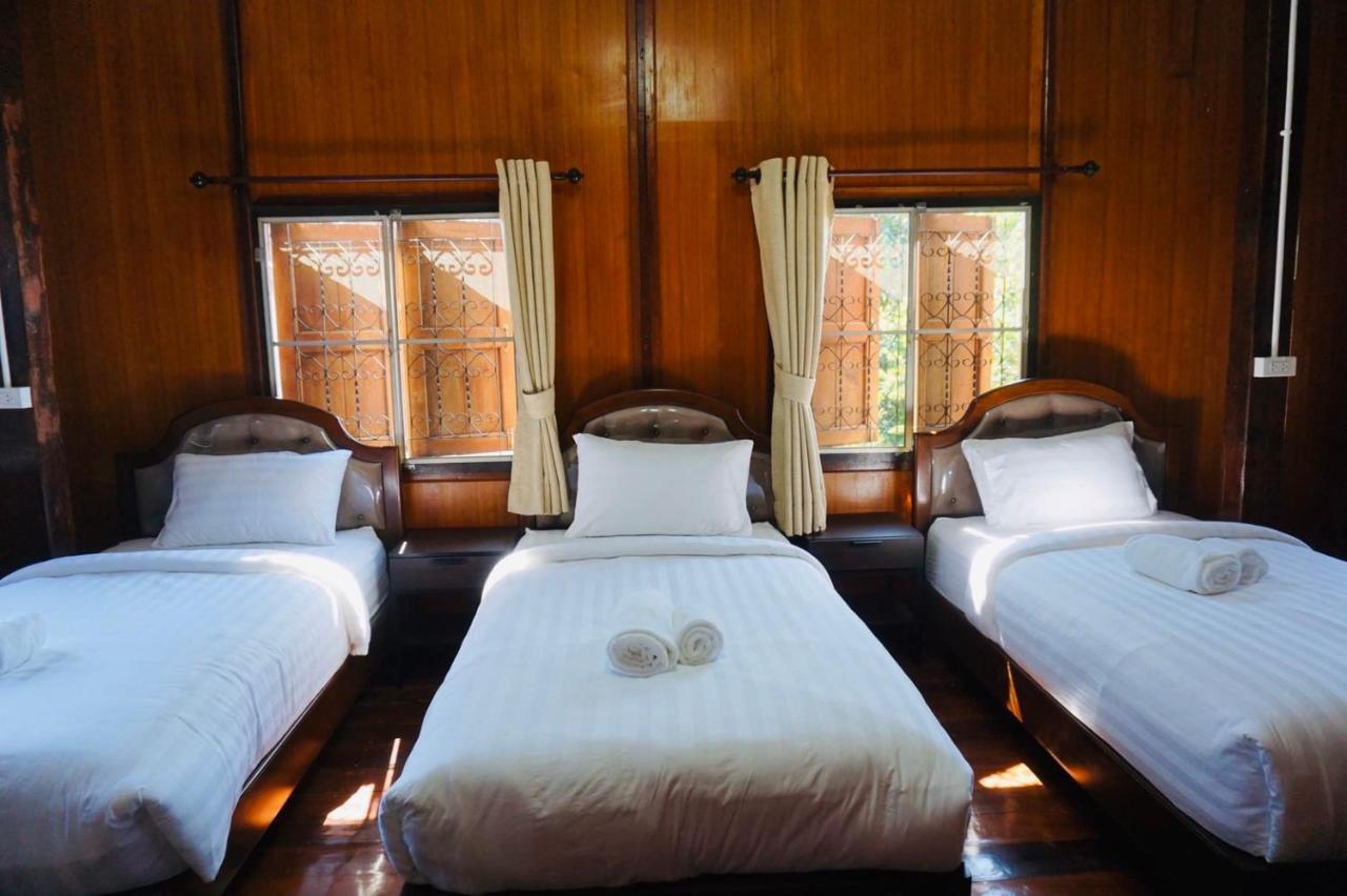 Punyin Hotel Inthanon -ปั้นหยิ่น โฮเทล チョームトーン エクステリア 写真